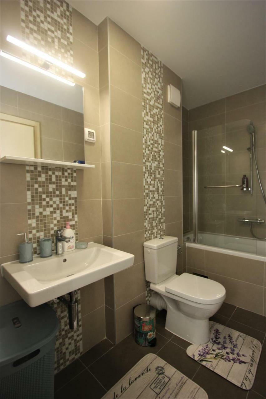One Bedroom Apartment Lavander Morinj Kotor Buitenkant foto