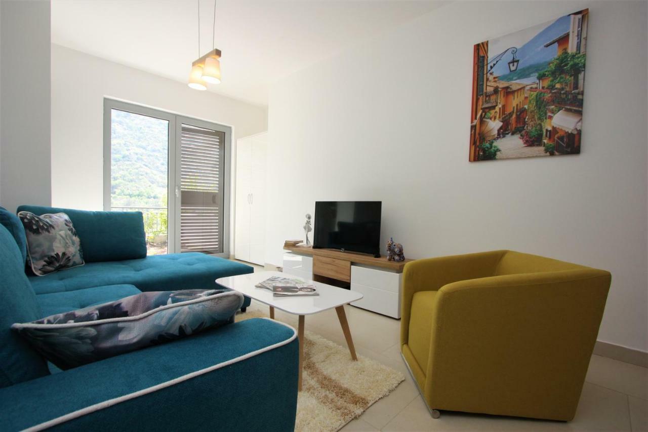 One Bedroom Apartment Lavander Morinj Kotor Buitenkant foto